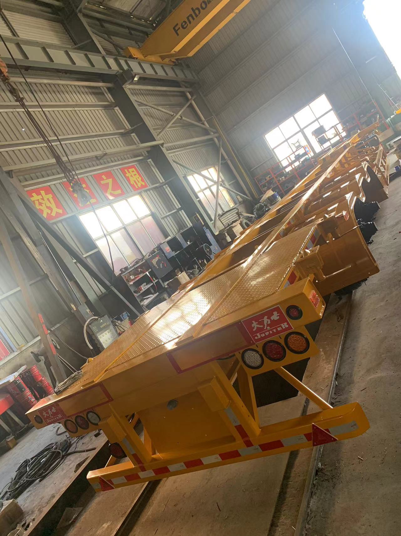 Gooseneck Skeleton Semi Trailer चे नवीन मॉडेल लवकरच पाठवले जाईल