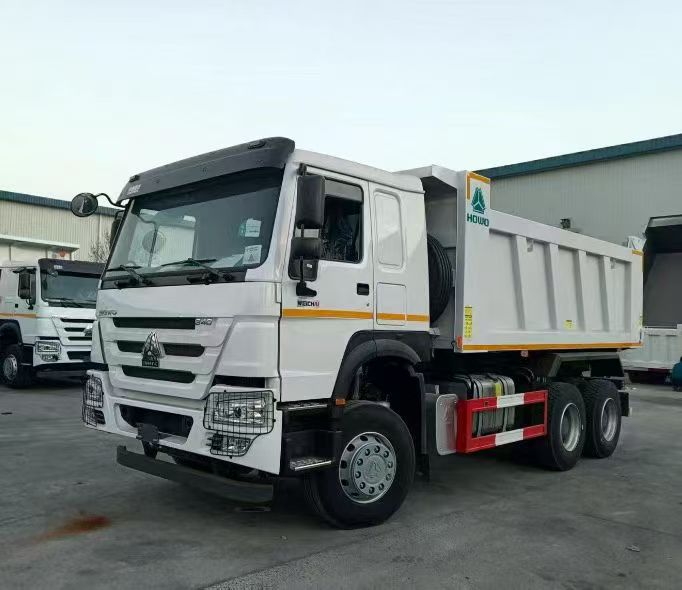 SINOTRUK HOWO डंप ट्रक मालवाहू ट्रक